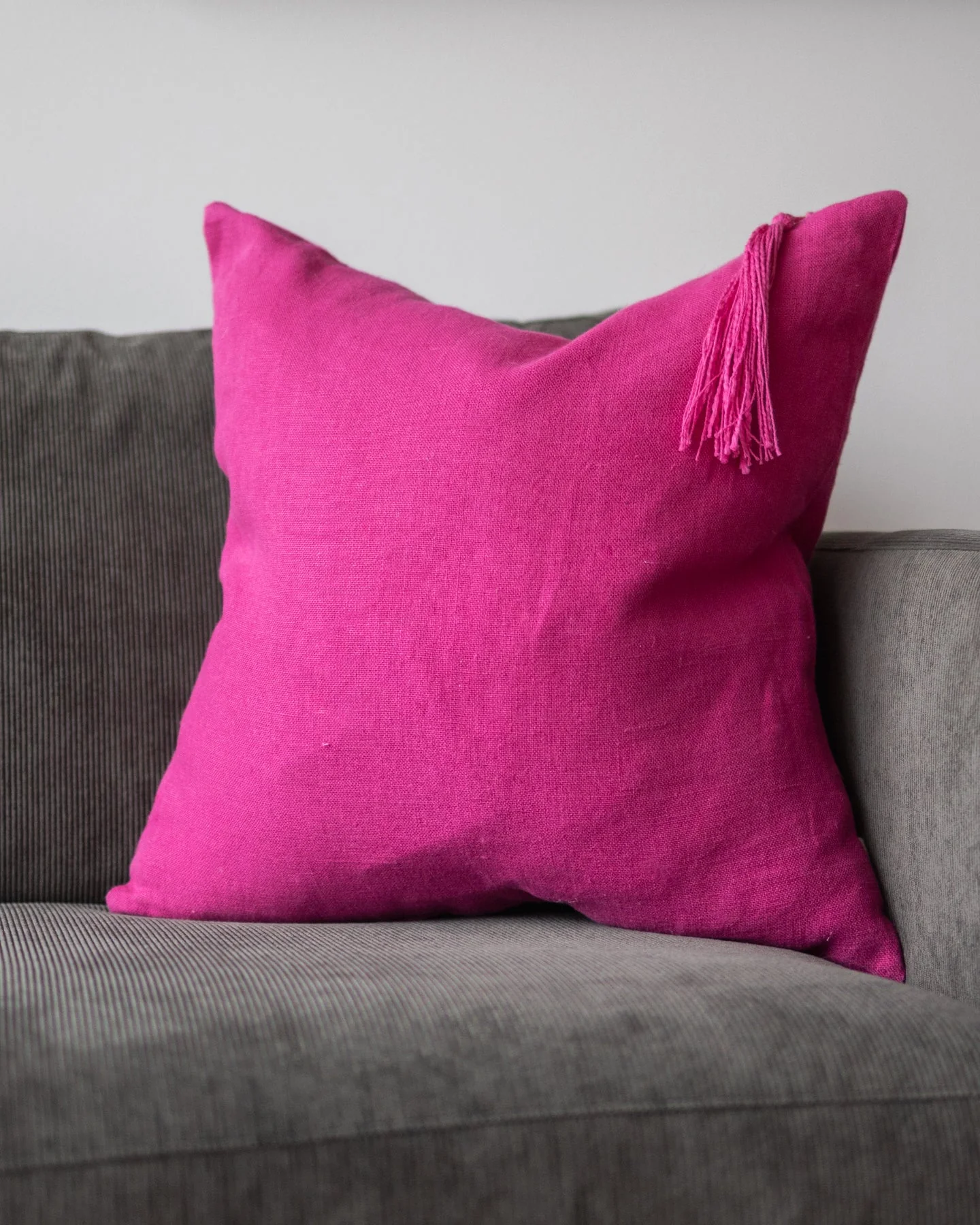 Chiara Organic Linen Throw Pillow - Image 15