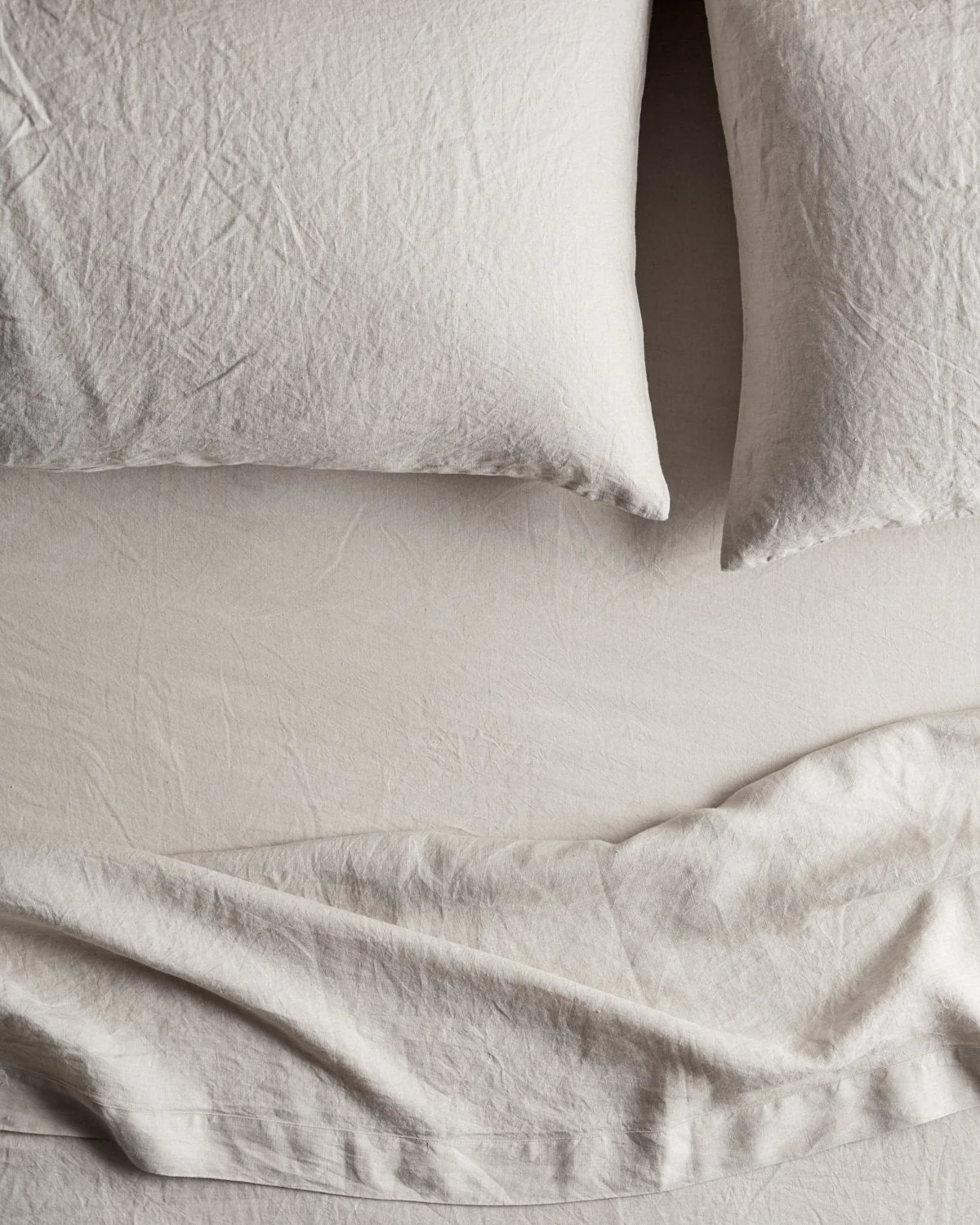 Sofia Organic Belgian Flax Linen Pillowcase with Ties Set - Image 4