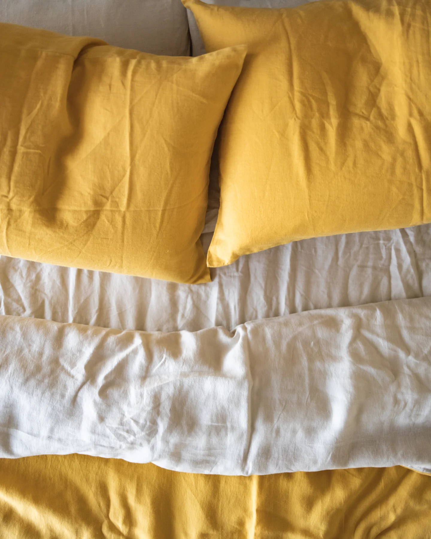 Sofia Organic Belgian Flax Linen Pillowcase with Ties Set - Image 7