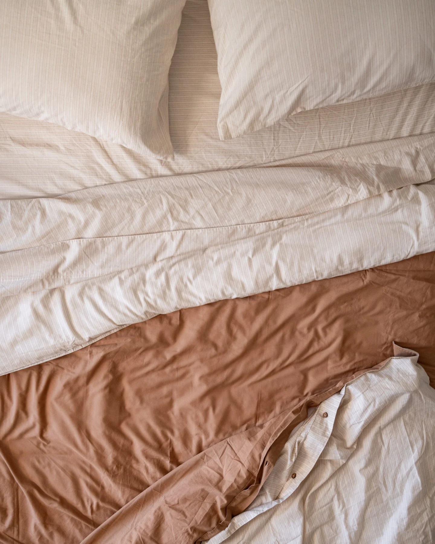 Willow Organic Cotton Percale Duvet Cover - 300 TC - Image 5